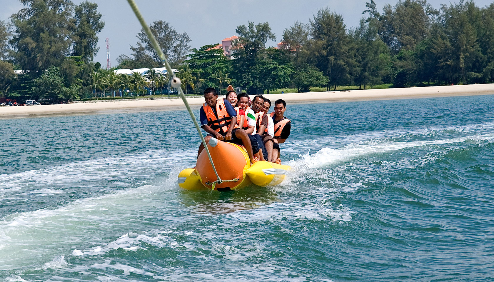 https://www.chinatownheritage.com.sg/wp-content/uploads/2016/11/Water-Sports.jpg